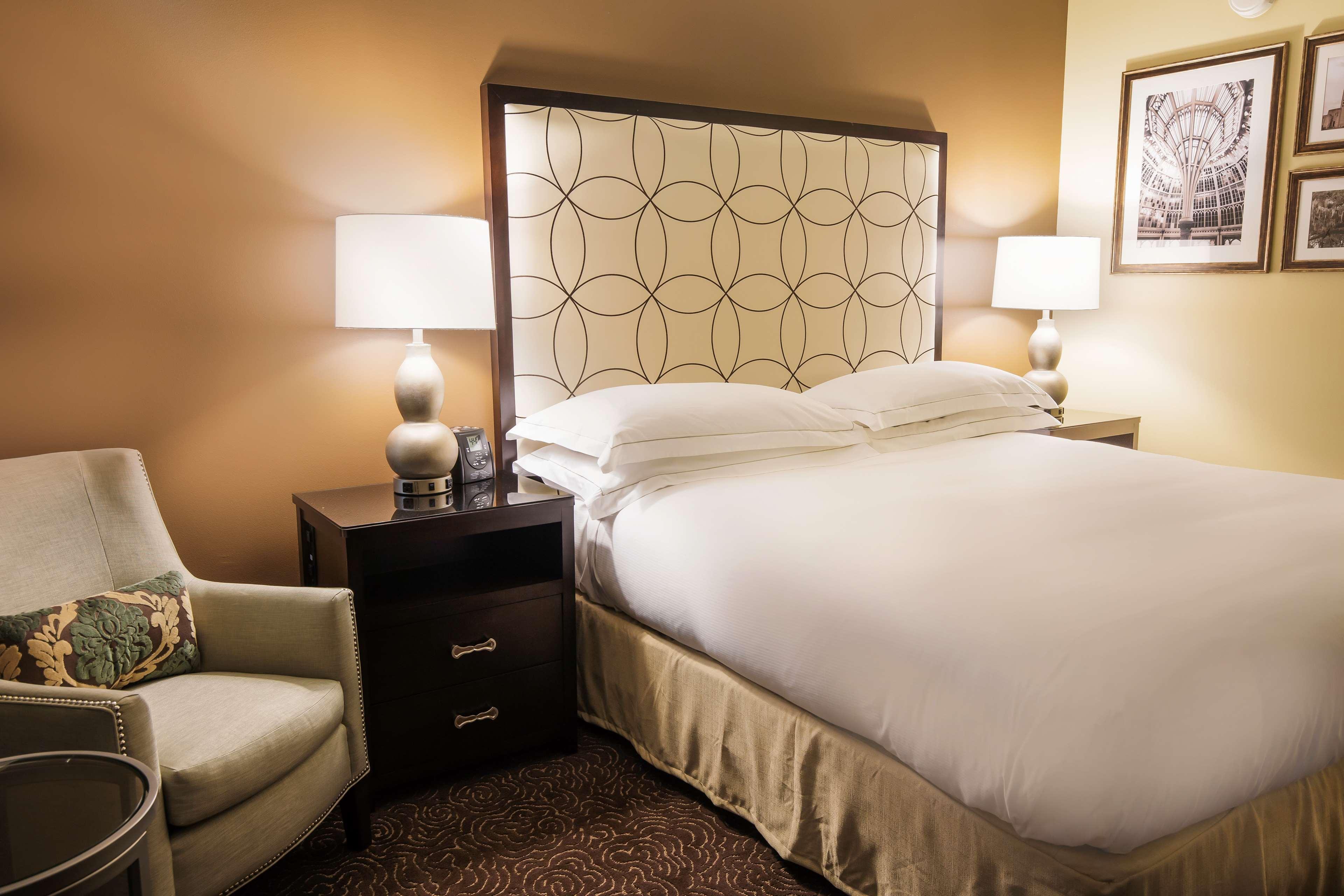 Hilton Baton Rouge Capitol Center Hotell Exteriör bild
