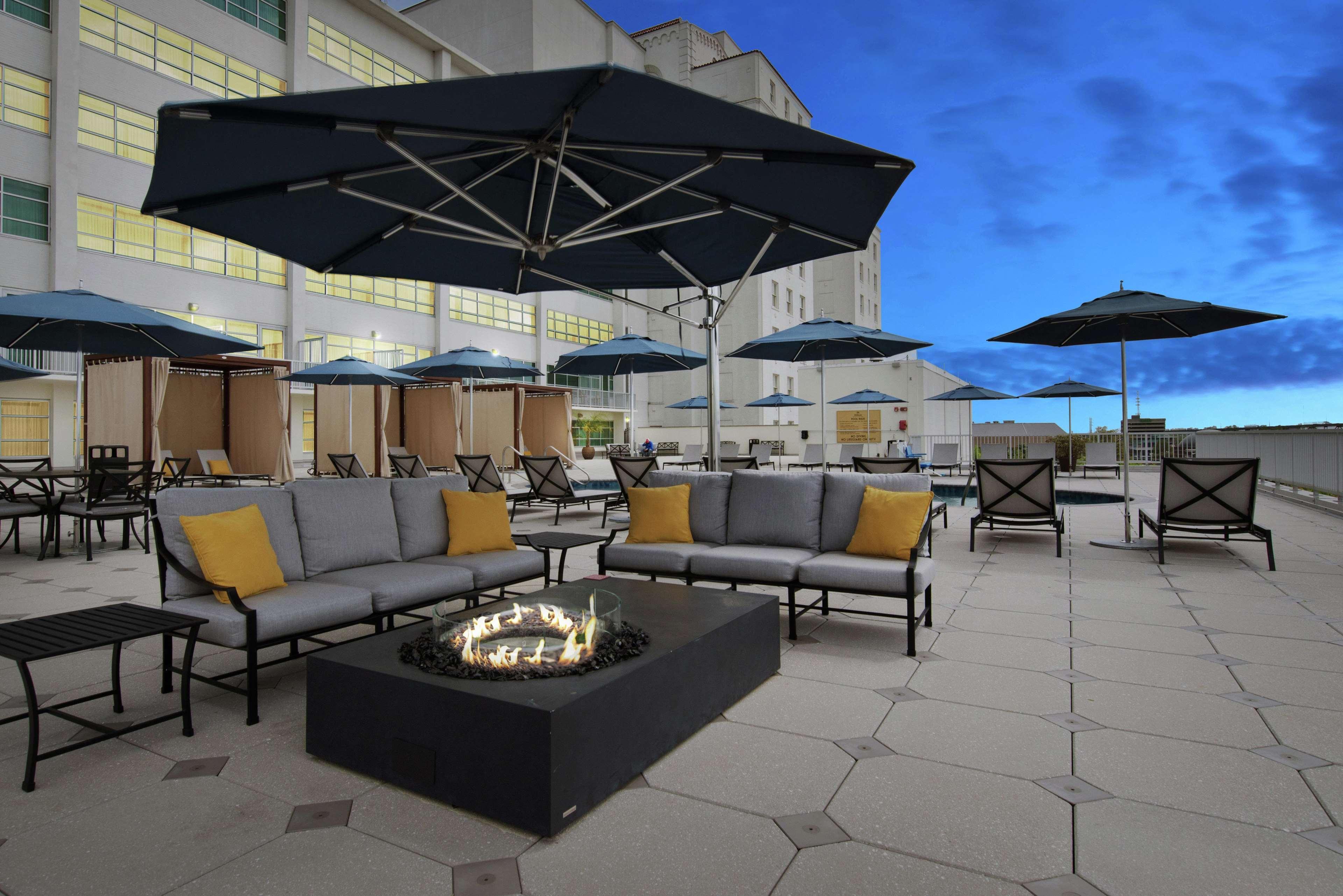Hilton Baton Rouge Capitol Center Hotell Exteriör bild