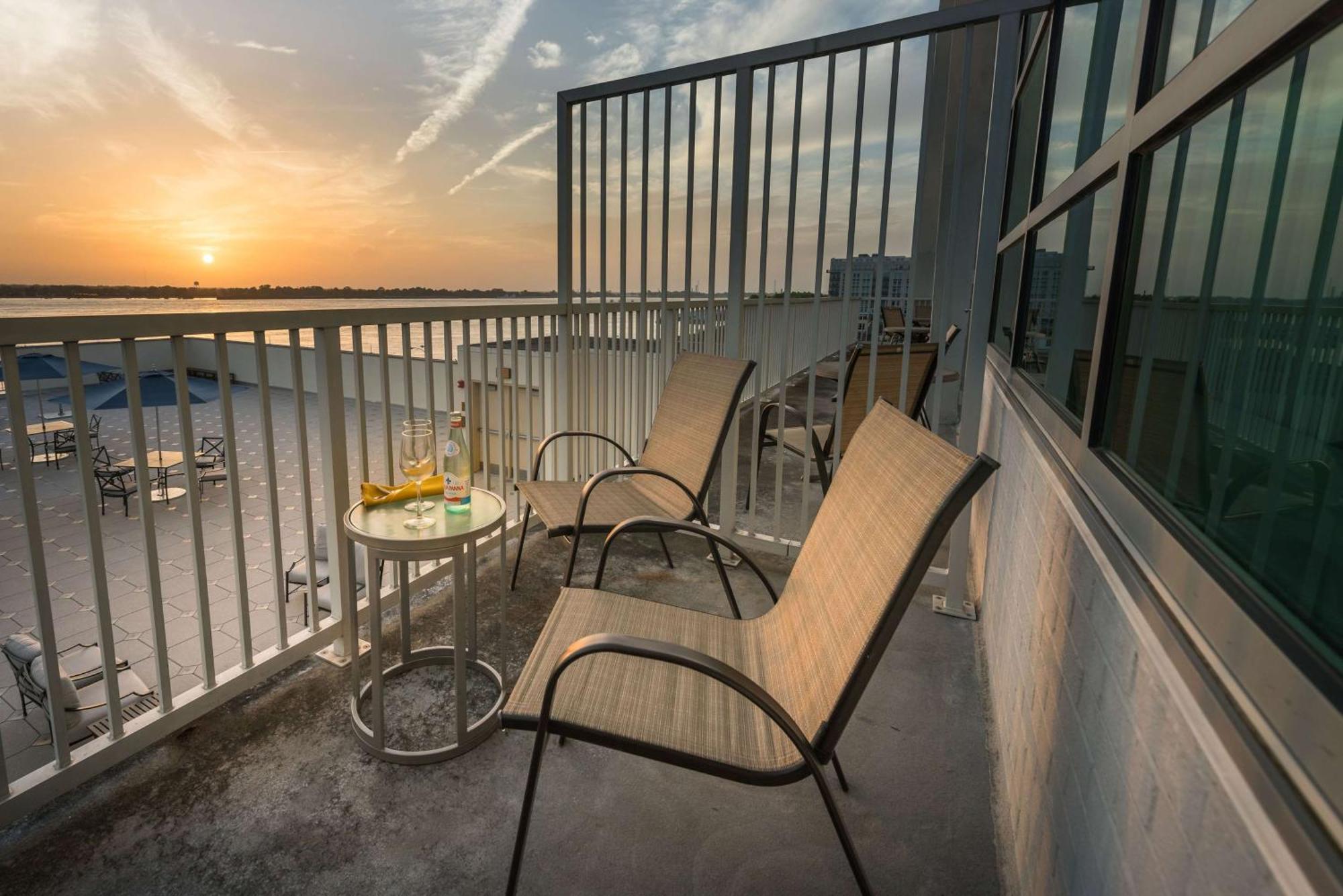 Hilton Baton Rouge Capitol Center Hotell Exteriör bild
